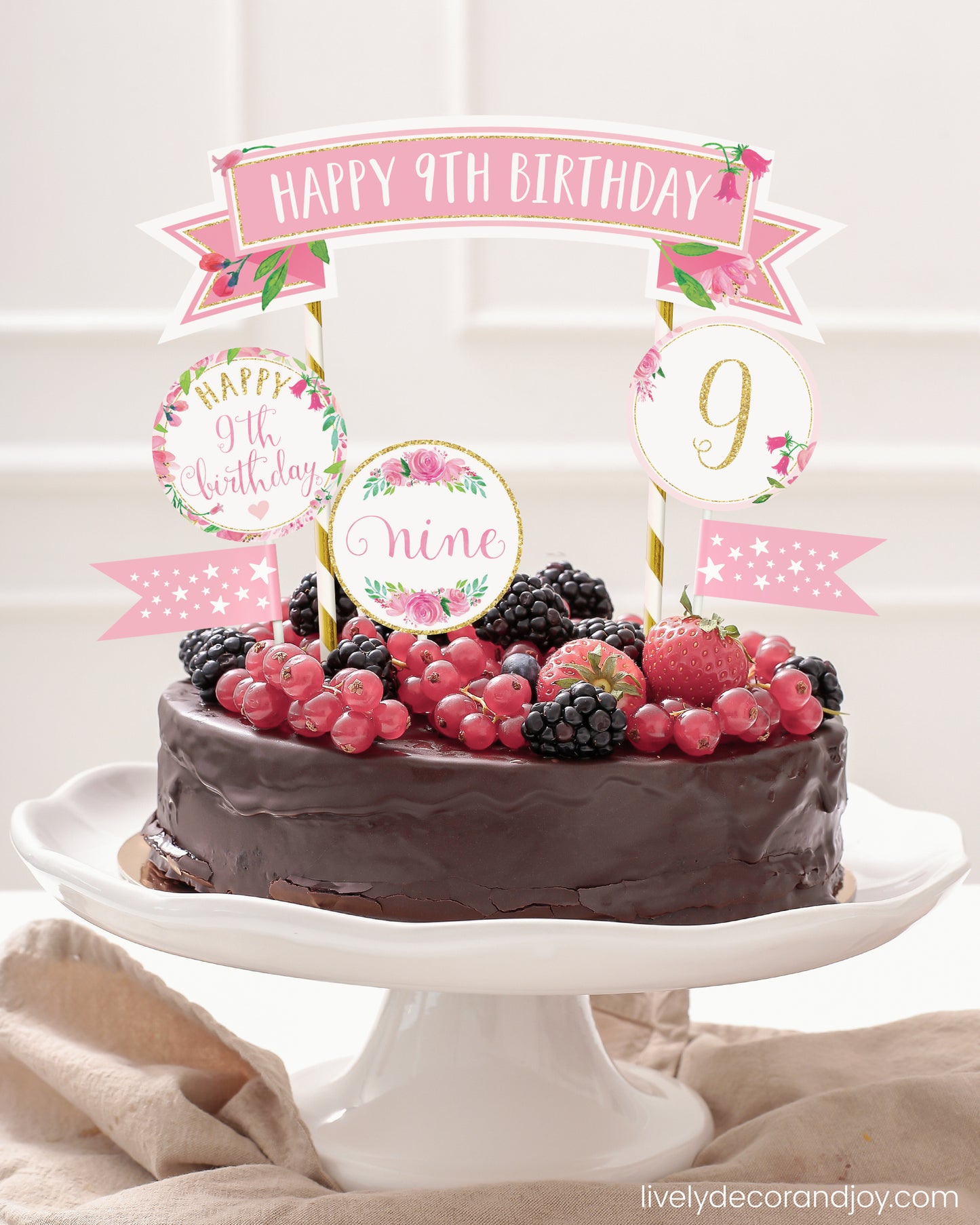 Easy chocolate birthday cake topper made of printable DIY party decorations.