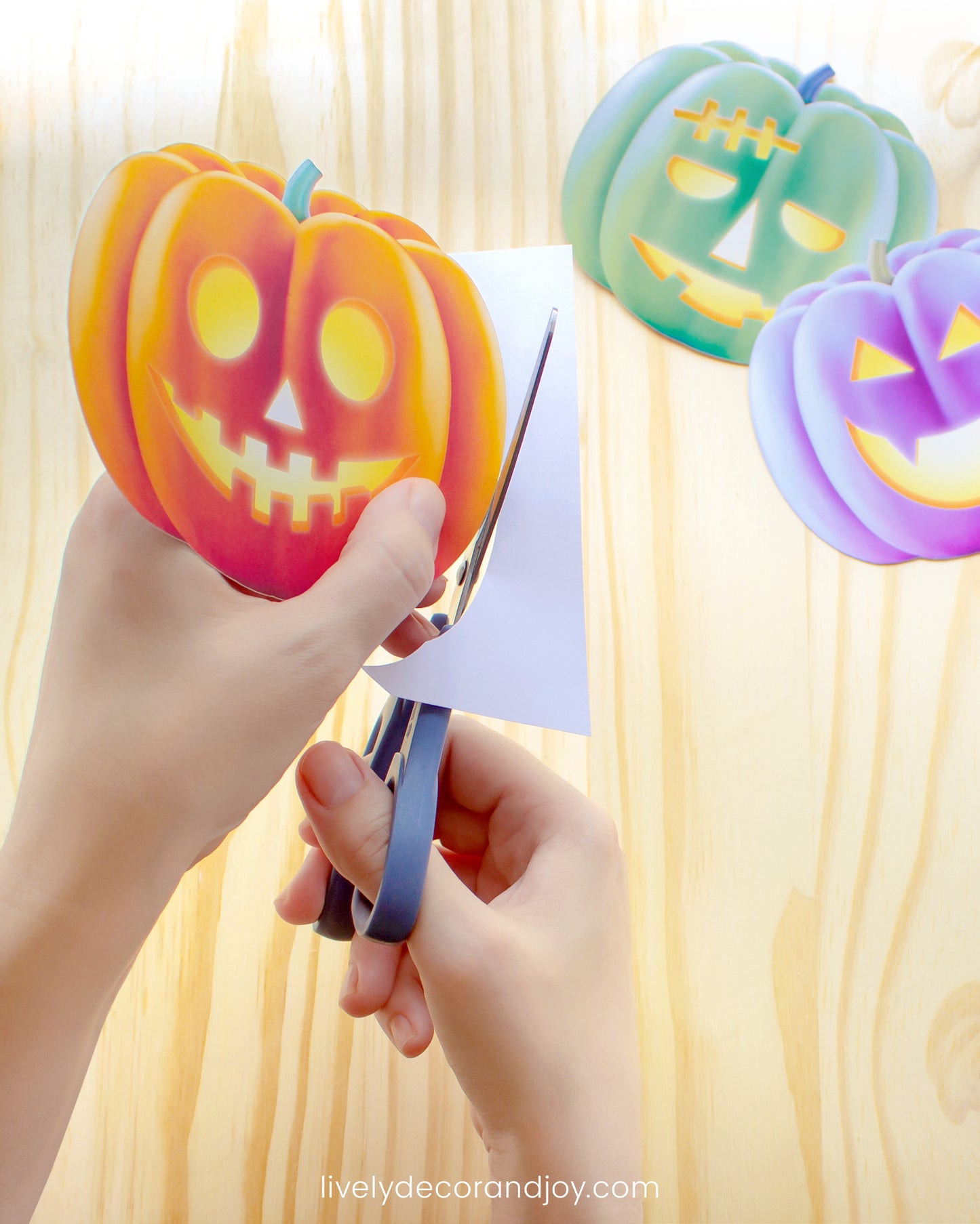 Scary Pumpkin Garland